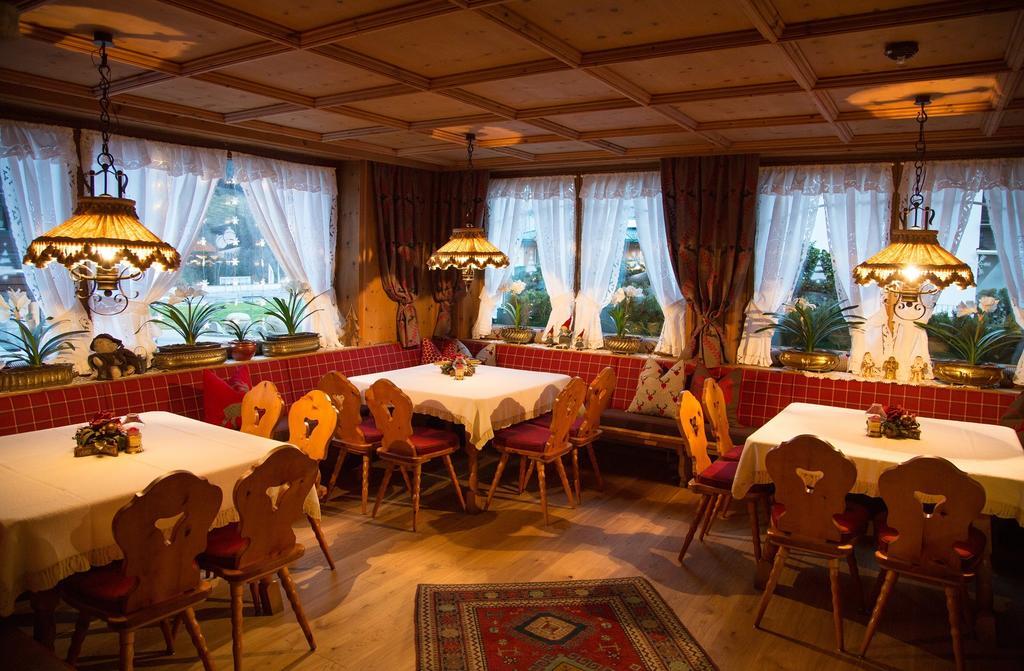 Hotel St. Georg Mayrhofen Bagian luar foto
