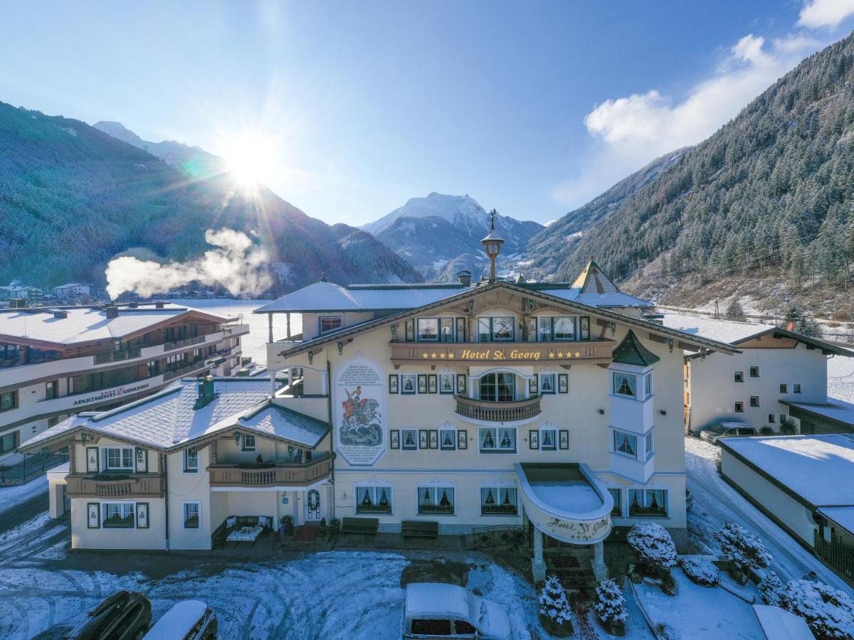 Hotel St. Georg Mayrhofen Bagian luar foto